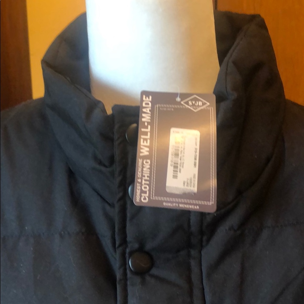 Fab Men’s vest,light but quality warmth!Zips/snaps